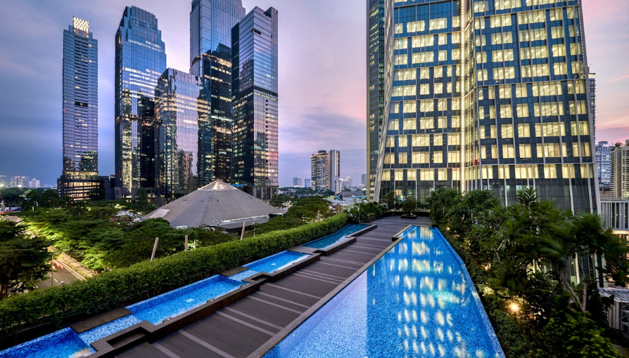 Hotel View City Light Nikmati Gemerlap Kota dari Ketinggian