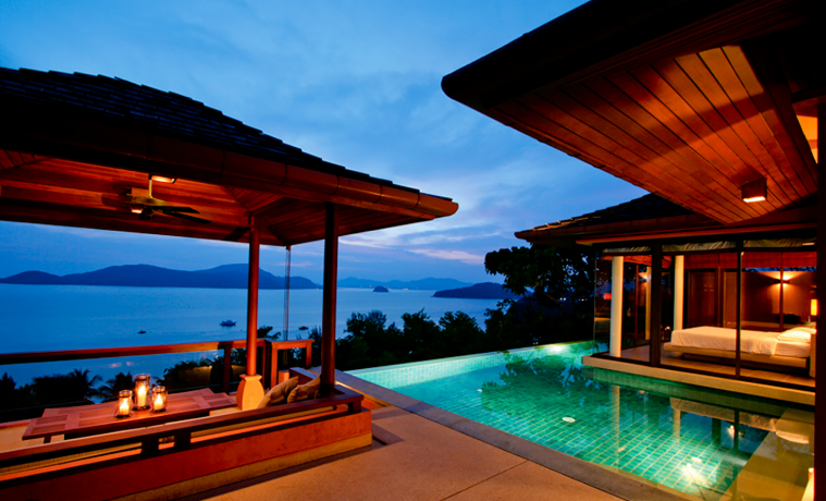 Villa Ocean View dengan Panorama Laut yang Memikat